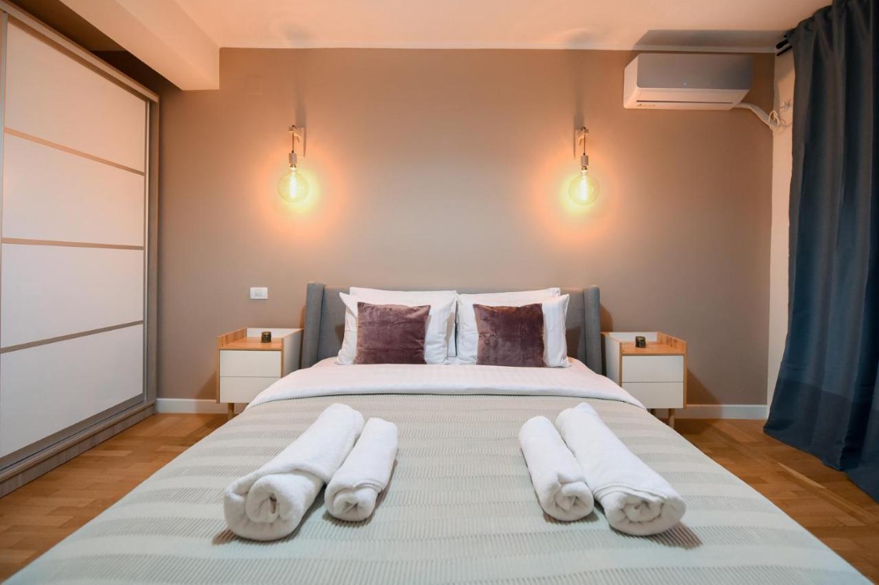 بوخارست The Dream Apartment - Near Radisson Hotel المظهر الخارجي الصورة